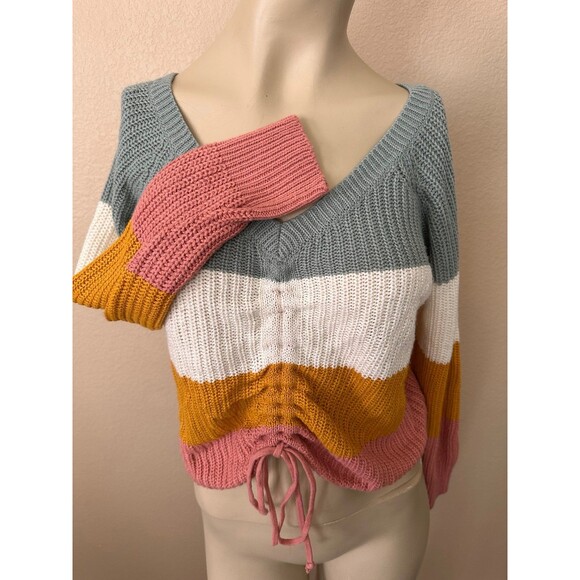 Colorblock V-Neck Sweater - Picture 3 of 8